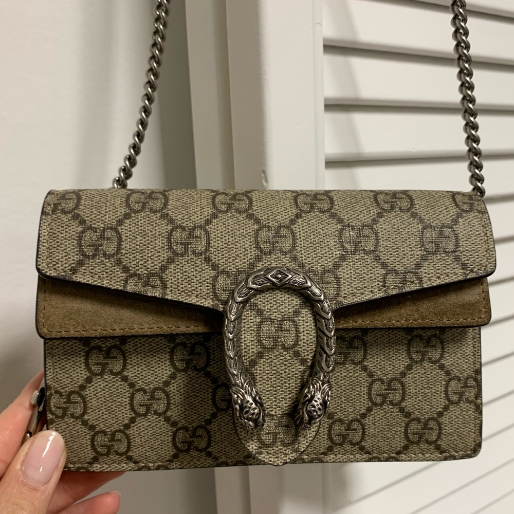 Gucci Dionysus wallet on chain
